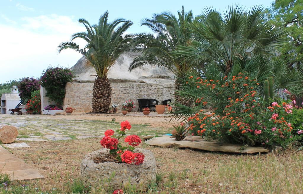 Masseria Gianecchia Чистернино Экстерьер фото
